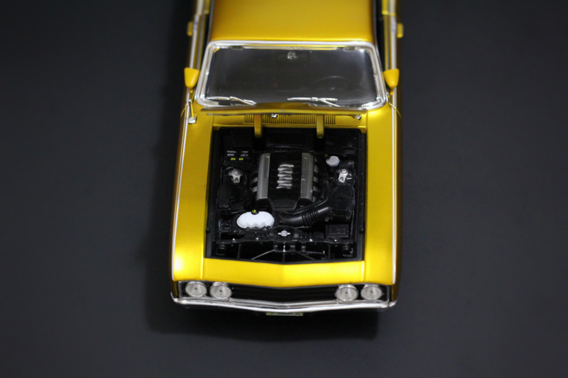 Illustration for article titled Car Week: Custom 1/18 Maisto Ford Torino Talladega Coyote